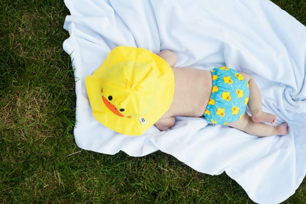 Set Baby Costumino Contenitivo+Cappellino Protezione UPF 50+ Pulcini🐣 - immagine 3
