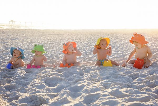 Set Baby Costumino Contenitivo+Cappellino Protezione UPF 50+Alligatore 🐊 - immagine 5