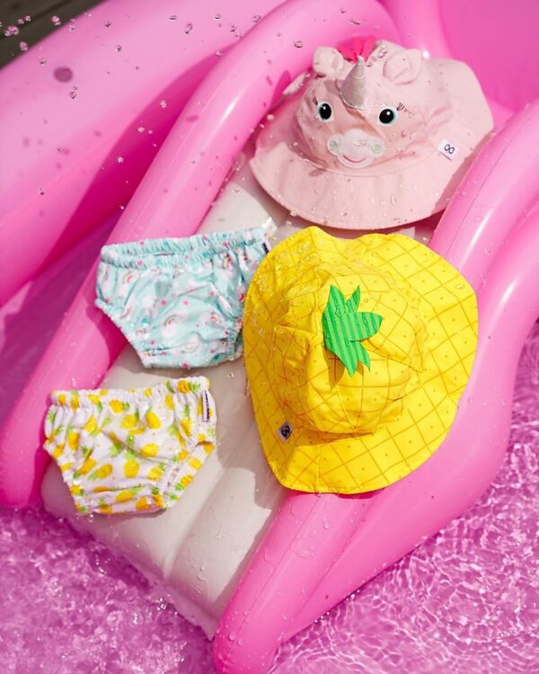 Set Baby Costumino Contenitivo+Cappellino Protezione UPF 50+ Ananas 🍍 - immagine 3
